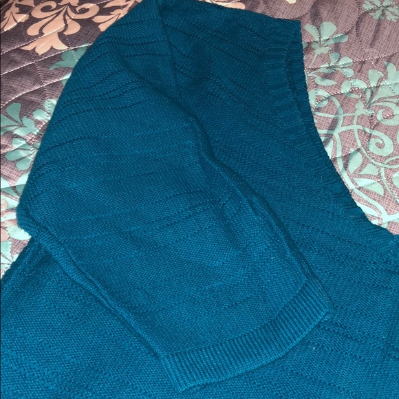 Turquoise V-Neck Sweater - Picture 3 of 4
